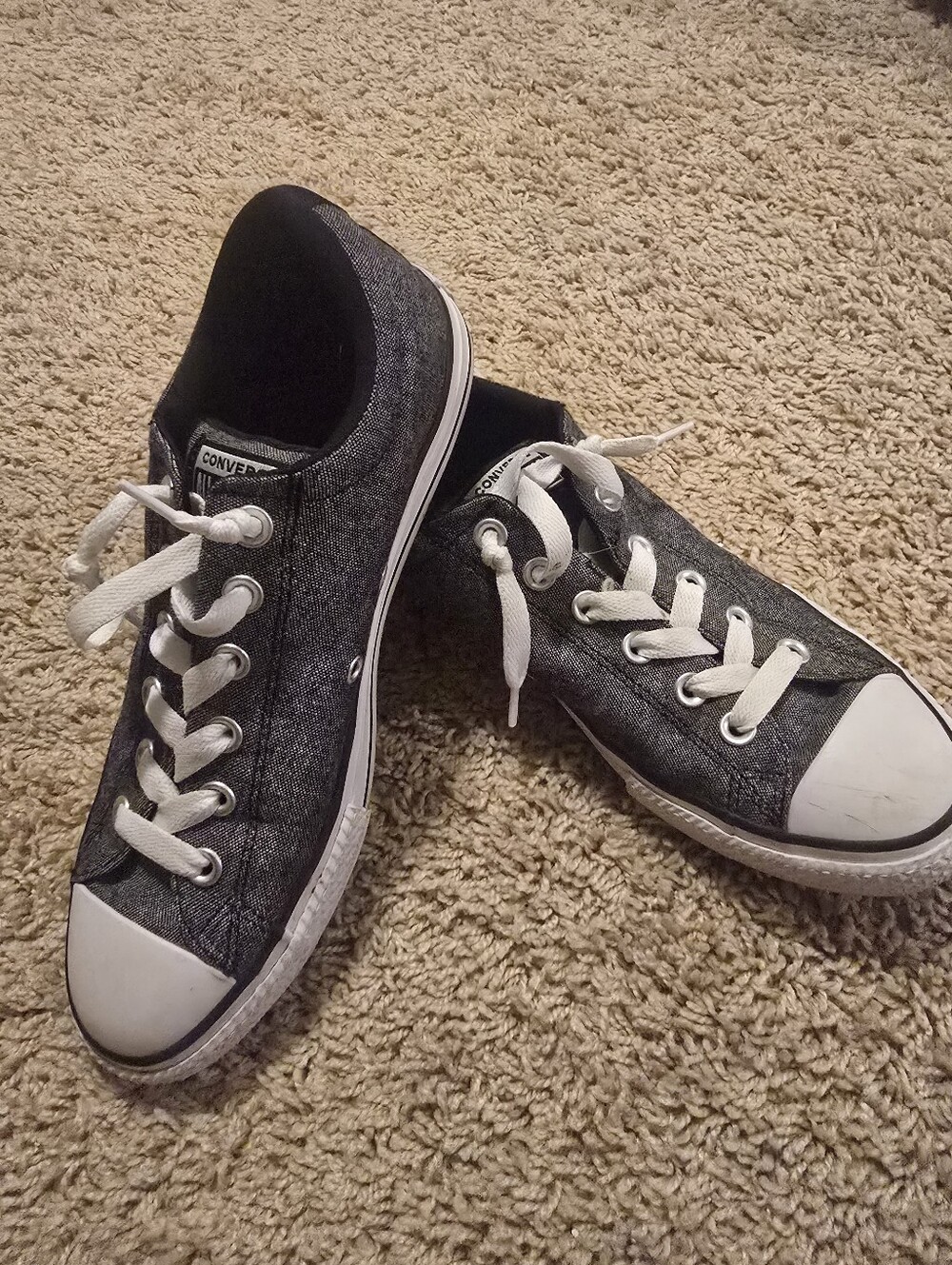 Converse Kid's Low Top Canvas Sneaker - Black Sz 5.5